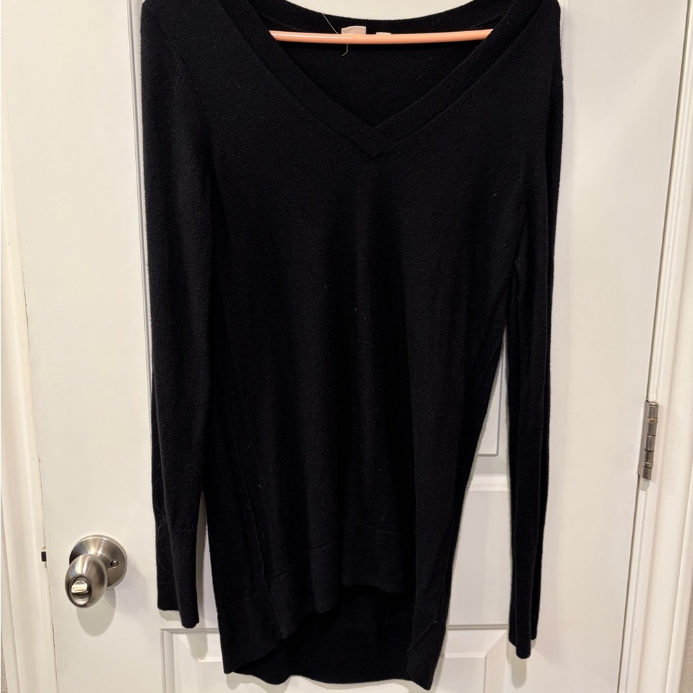 GAP maternity V-Neck Sweater